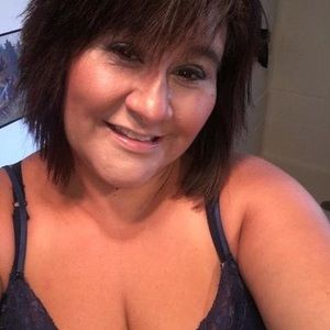 Meet your Posher, Elizabeth marie